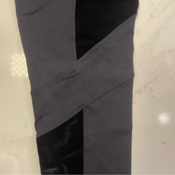 Morrissey Y Dark Gray and Black with Velvet Detail Skinny Leggings - Picture 12 of 15